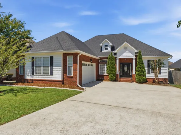 7578 Nightfall Cir, Ooltewah, TN 37363