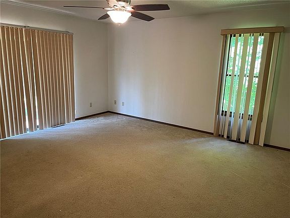 4th image of 3130 Woodland Trce