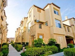 403 Almond Rd, San Marcos, CA 92078