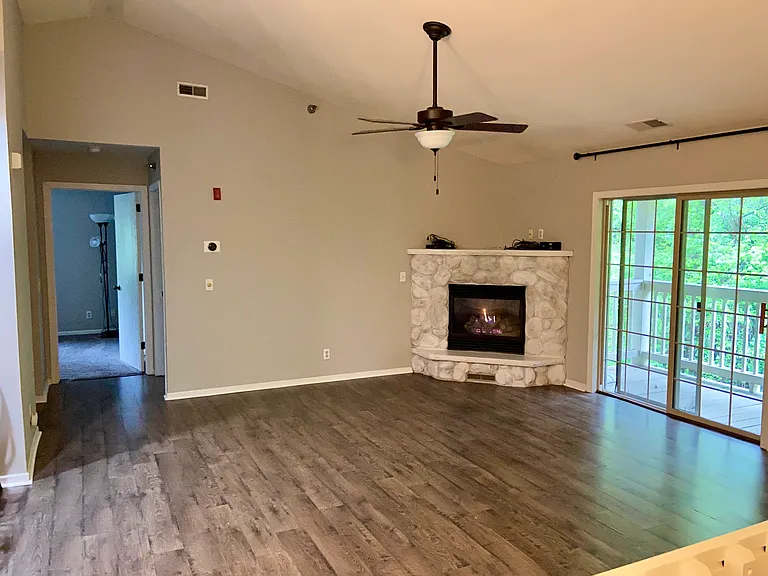 1913 Deerhaven Ln NE #23 — Photo 12