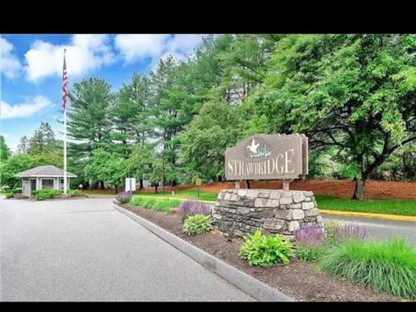 2404 Mill Pond Dr, South Windsor, CT 06074