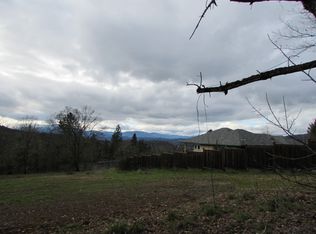 389 Trollview Rd, Grants Pass, OR 97527