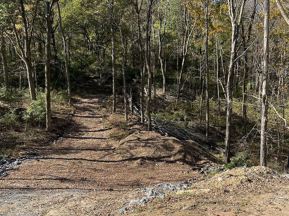 1st image of 0 Hitt Ln
