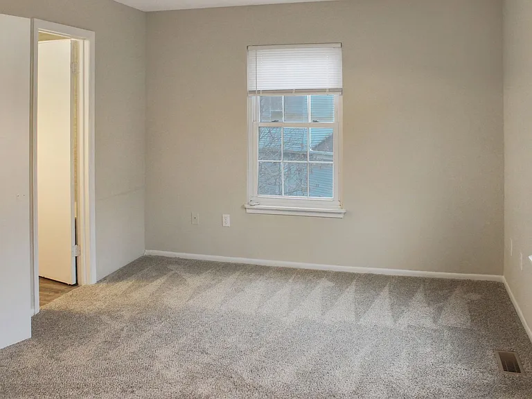 104 Jennifer Dr — Photo 20