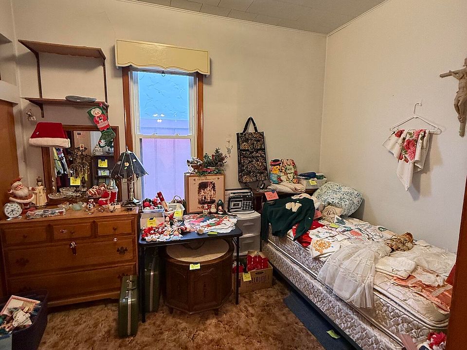 2nd image of 1516 John St