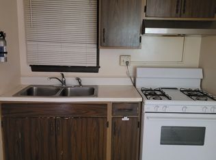 676 Raymond St APT 2, Elgin, IL 60120