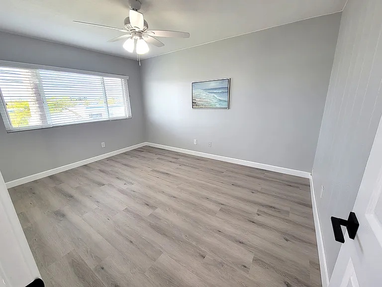 Islandia Apartments — Photo 16