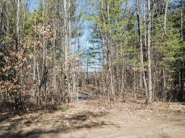 12 Baxter Place, Alton, NH 03809