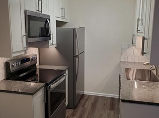 1010 Perry Ave APT 103, Bremerton, WA 98310