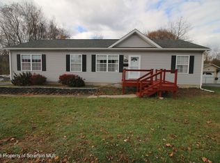 180 Gordon Ave, Carbondale, PA 18407