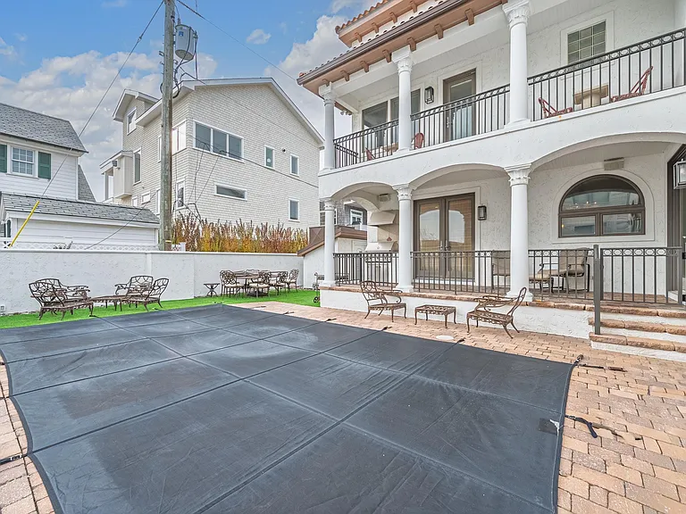 112 S Rumson Ave — Photo 37