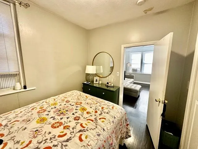 8 Margaret St #4 — Photo 21