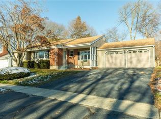 30 Reut Dr, Stratford, CT 06614