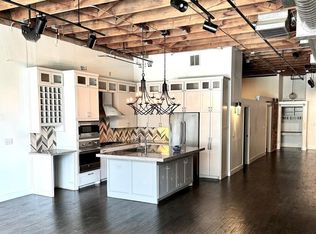 411 Brazos St APT 218, Austin, TX 78701