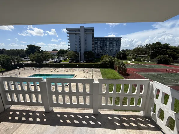15600 NW 7th Ave APT 315, Miami, FL 33169