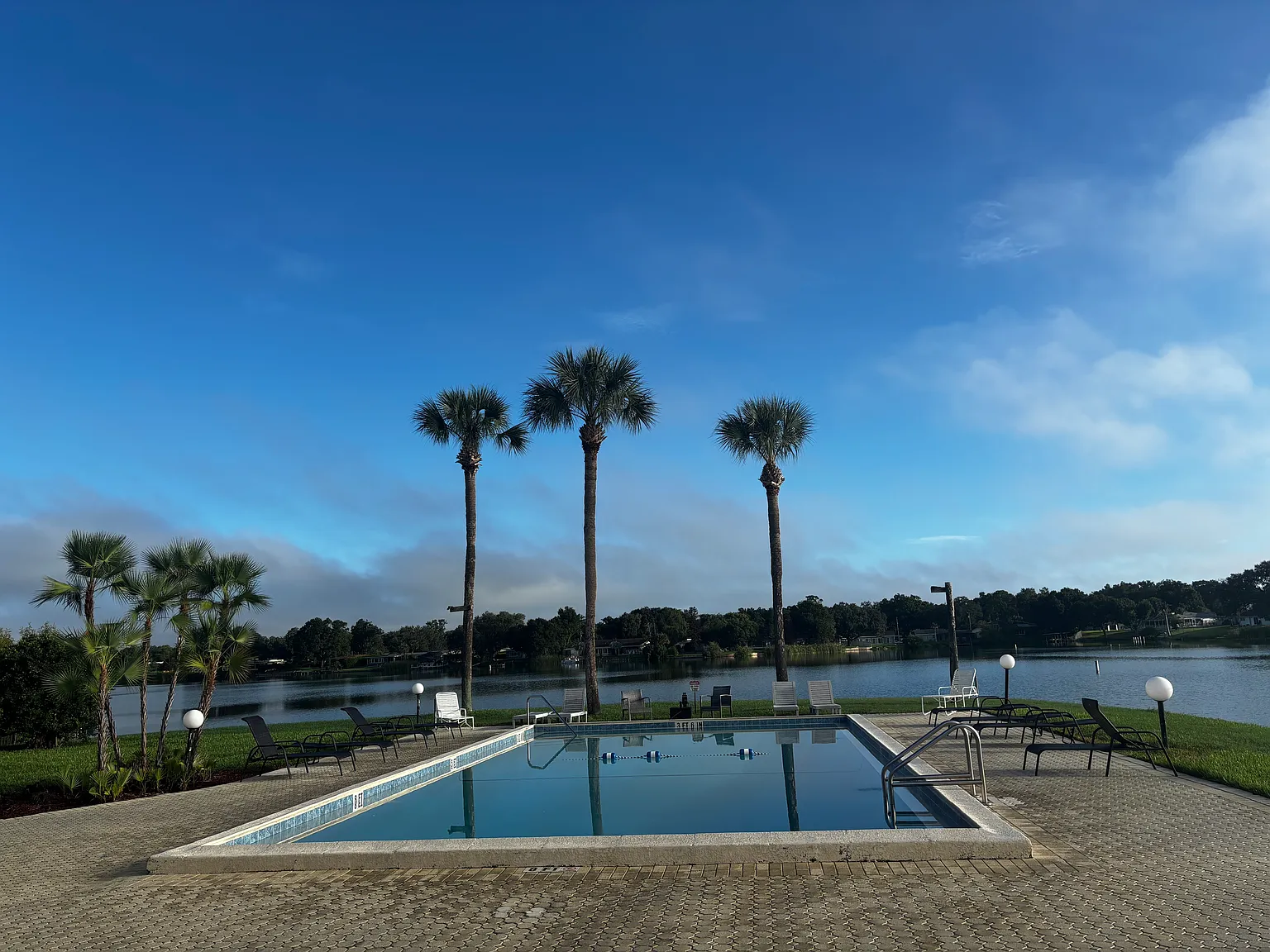 2 bed, 830 sqft, $1,450 — Photo 1