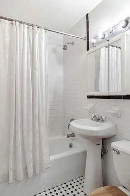 Rented by Corcoran | media 9