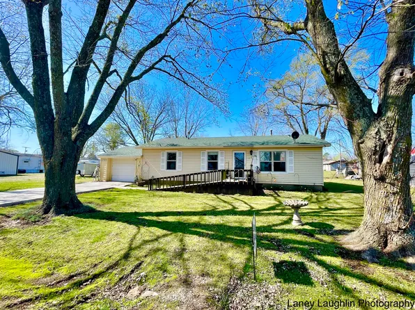 203 S Walnut St, Fairland, OK 74343