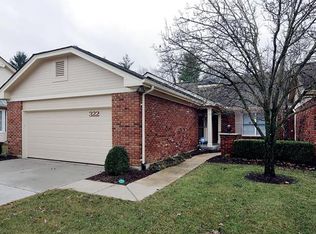 322 Morristown Ct, Chesterfield, MO