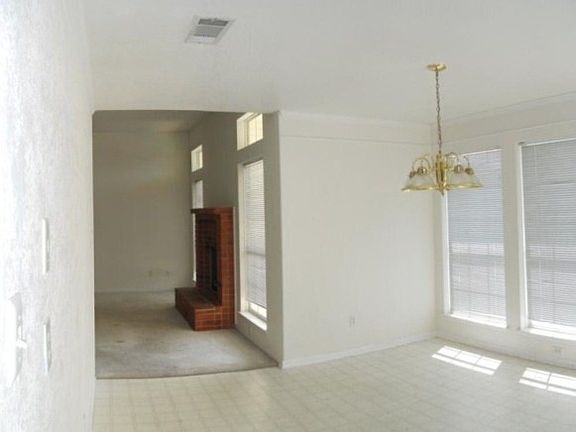 4th image of 1904 McGinnis Ct