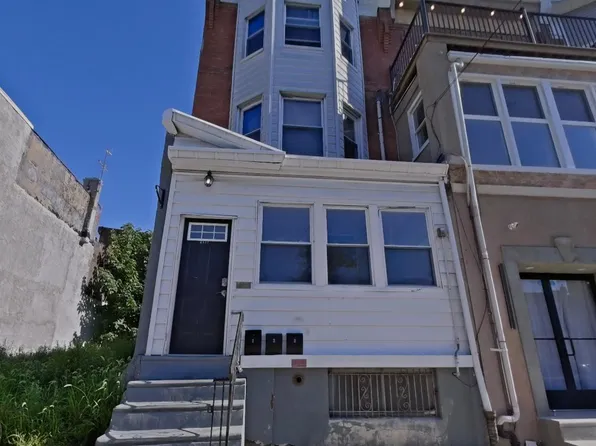 6147 Vine St, Philadelphia, PA 19139