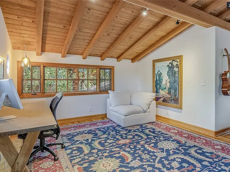 1225 Roosevelt Ln — Photo 21