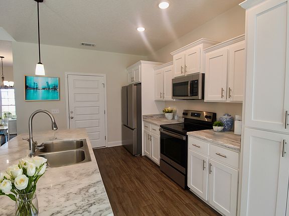 3rd image of 134 Sunfield Station Dr