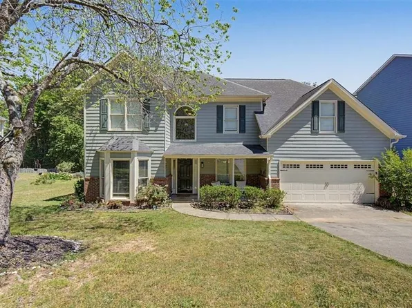 7124 Big Woods Dr, Woodstock, GA 30189