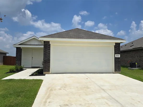 313 Trail Ct, Keene, TX 76059