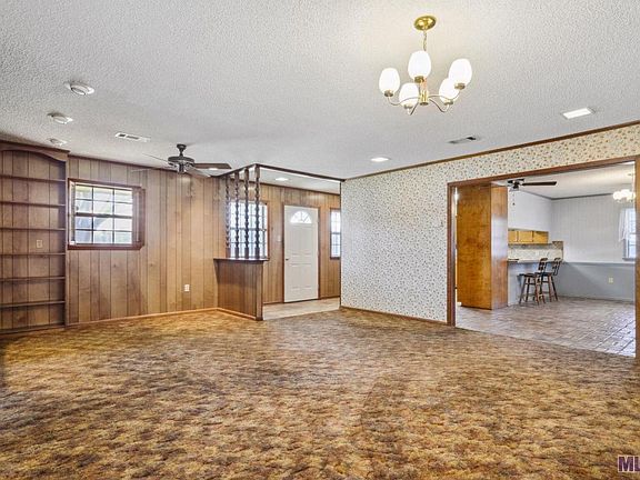 3rd image of 58070 Court St