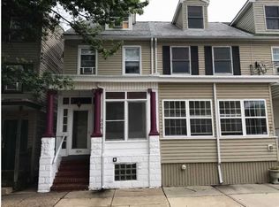 309 Walnut St, Bristol, PA 19007