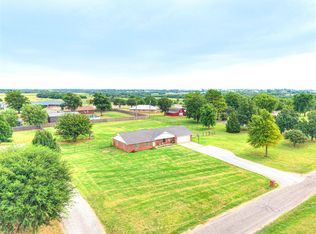 1242 County Road 1355, Chickasha, OK 73018