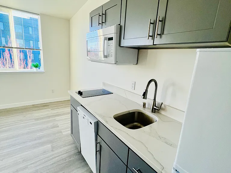 Unit 403 - $1,195, available to rent now