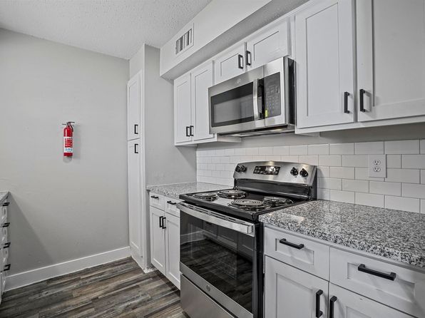 2121 Handley Dr APT 78