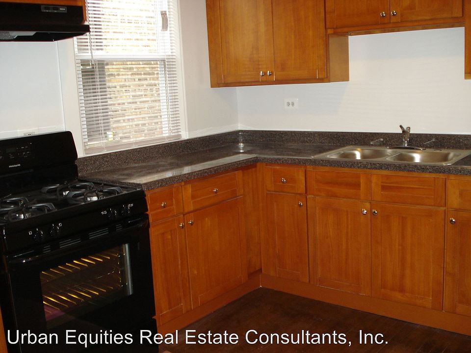 1st image of 2904 N Linder Ave APT 1