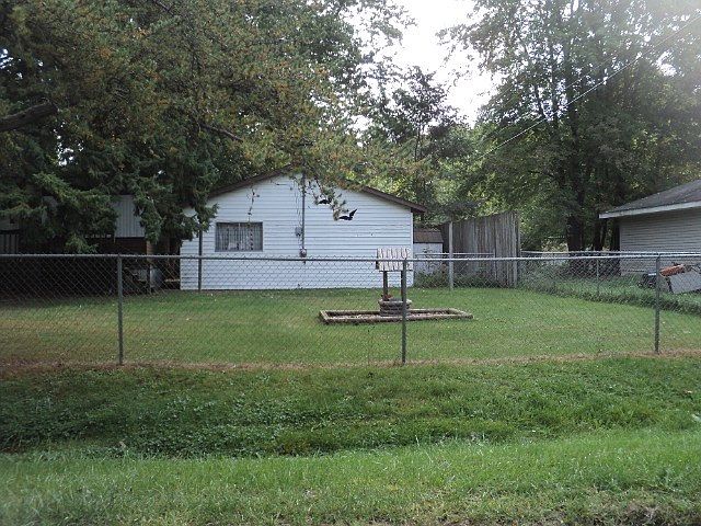 2nd image of 9535 Stetler Dr