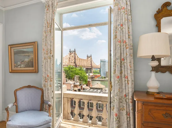 4 Sutton Place image 14 of 19