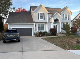 21812 W 96th St, Lenexa, KS 66220