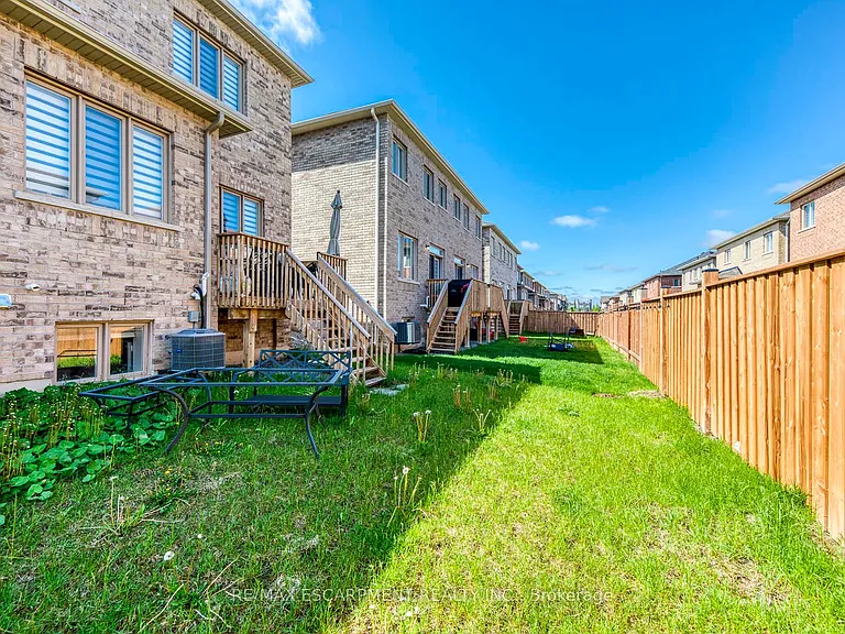 407 Skinner Rd — Photo 37