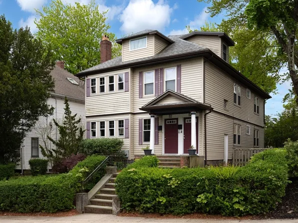 52 Hampstead Rd #1, Jamaica Plain, MA 02130