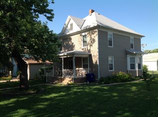 210 N 2nd St, Lindsborg, KS 67456