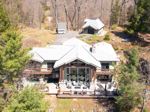 84 Bigwin Is, Lake Of Bays, ON P0B 1A0