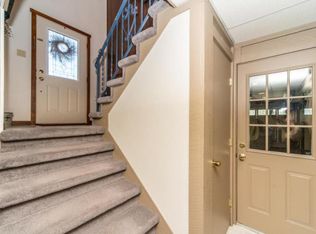 31 Knollwood Dr, Akron, PA 17501