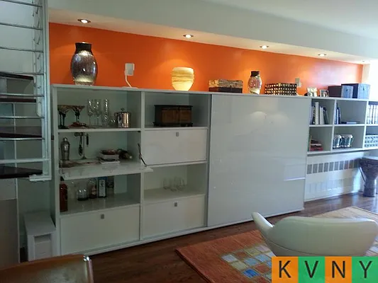 Rented by KVNY Soho | media 26