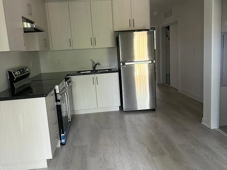 15100-209 Yonge St #103 — Photo 5