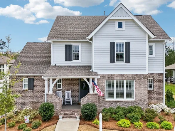 7747 Raleigh Dr, Trussville, AL 35173