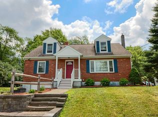 9 Ashdown Rd, Ballston Lake, NY 12019