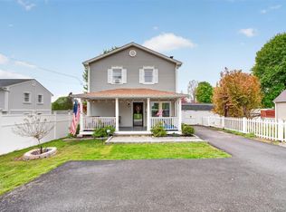 15 Roslyn Road, Carmel, NY 10512