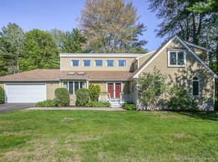 7 Heath Brook Rd, Merrimac, MA 01860