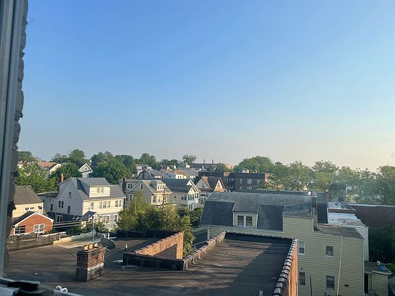 3rd image of 789 Stuyvesant Ave APT C1